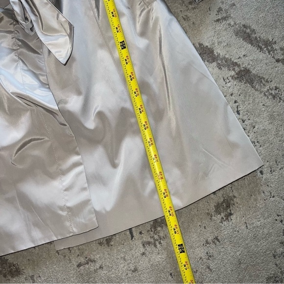 Weatherproof Trench Coat Small - Picture 6 of 6